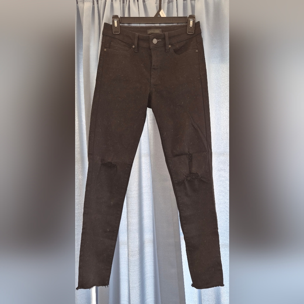 Uniqlo Black Ultra Stretch Tapered Skinny Middle Rise Distressed Jeans 25 inch